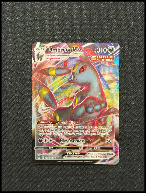 Umbreon VMAX card, TCGAI Score 8.5