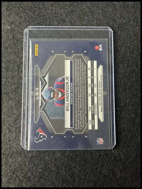 Back of Will Anderson Jr.